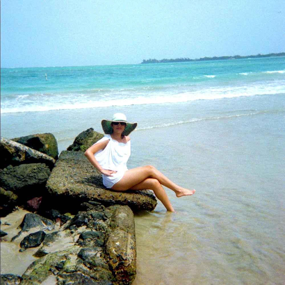 Victoria’s Secret White Cover Up Small